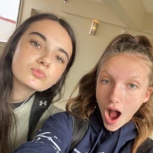 Meet your Posher, Caroline